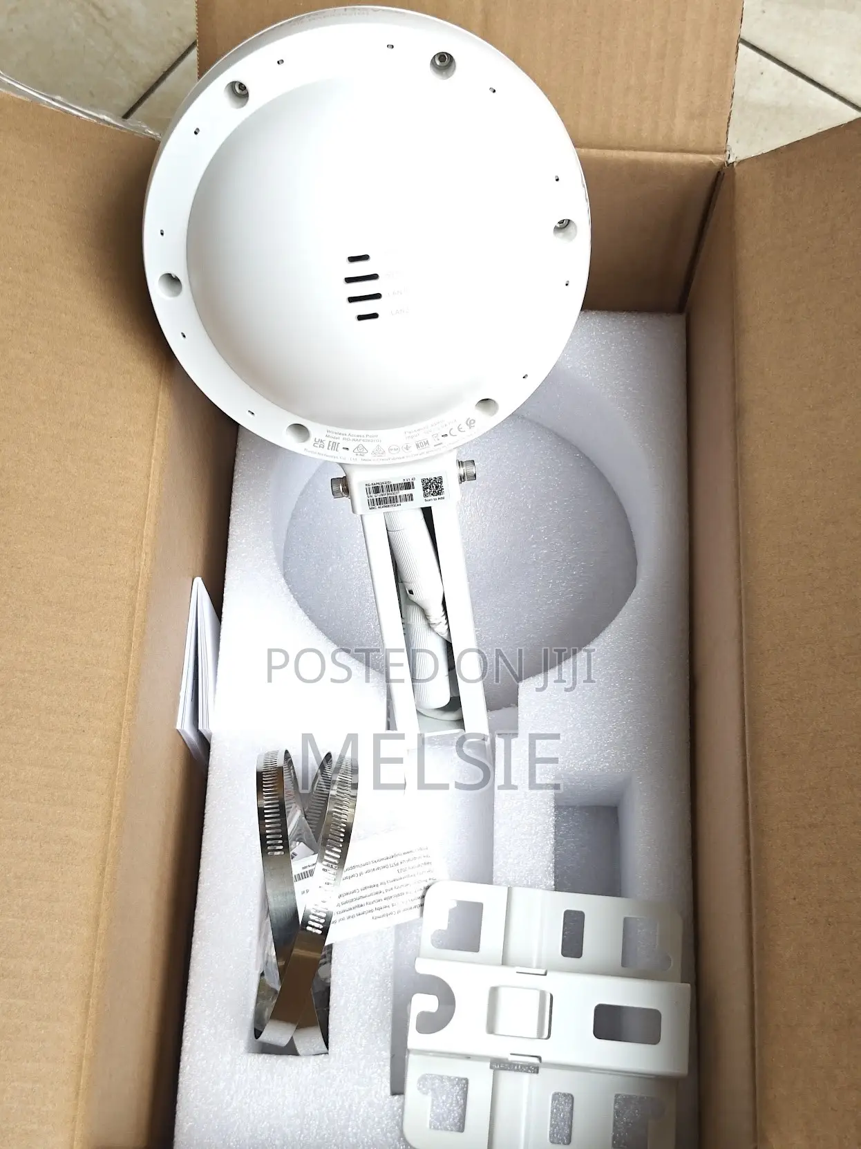 Grandstream GWN7660ELR Outdoor AX3000 WiFi 6 Access Point