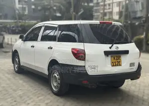 Nissan Advan 2017 White