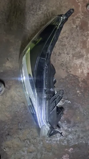 Subaru Forester 8p Headlight Xenon