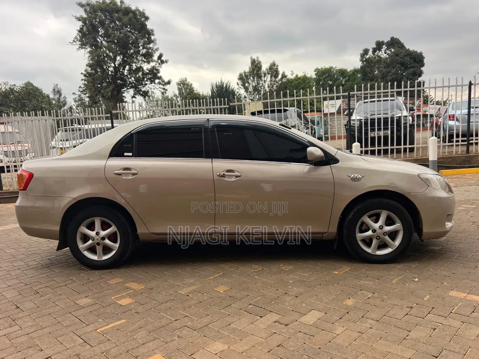 Toyota Axio 2006 Gold