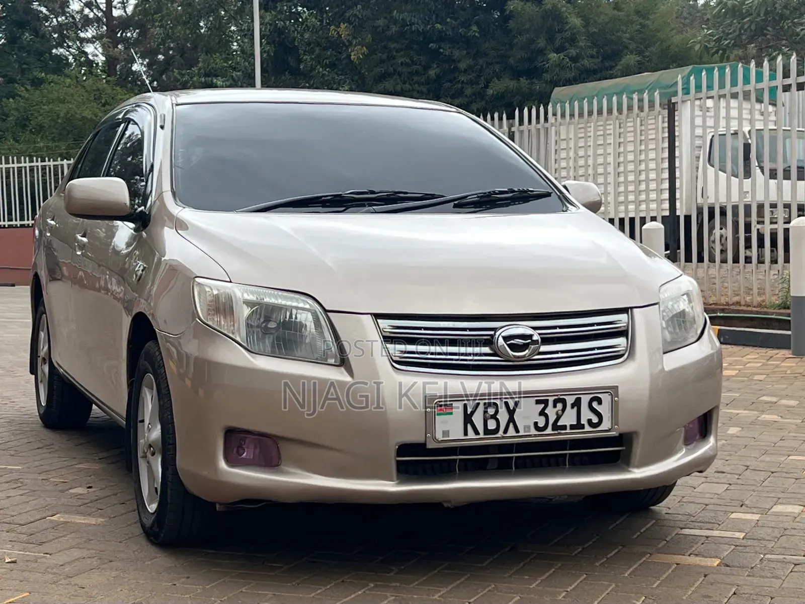 Toyota Axio 2006 Gold