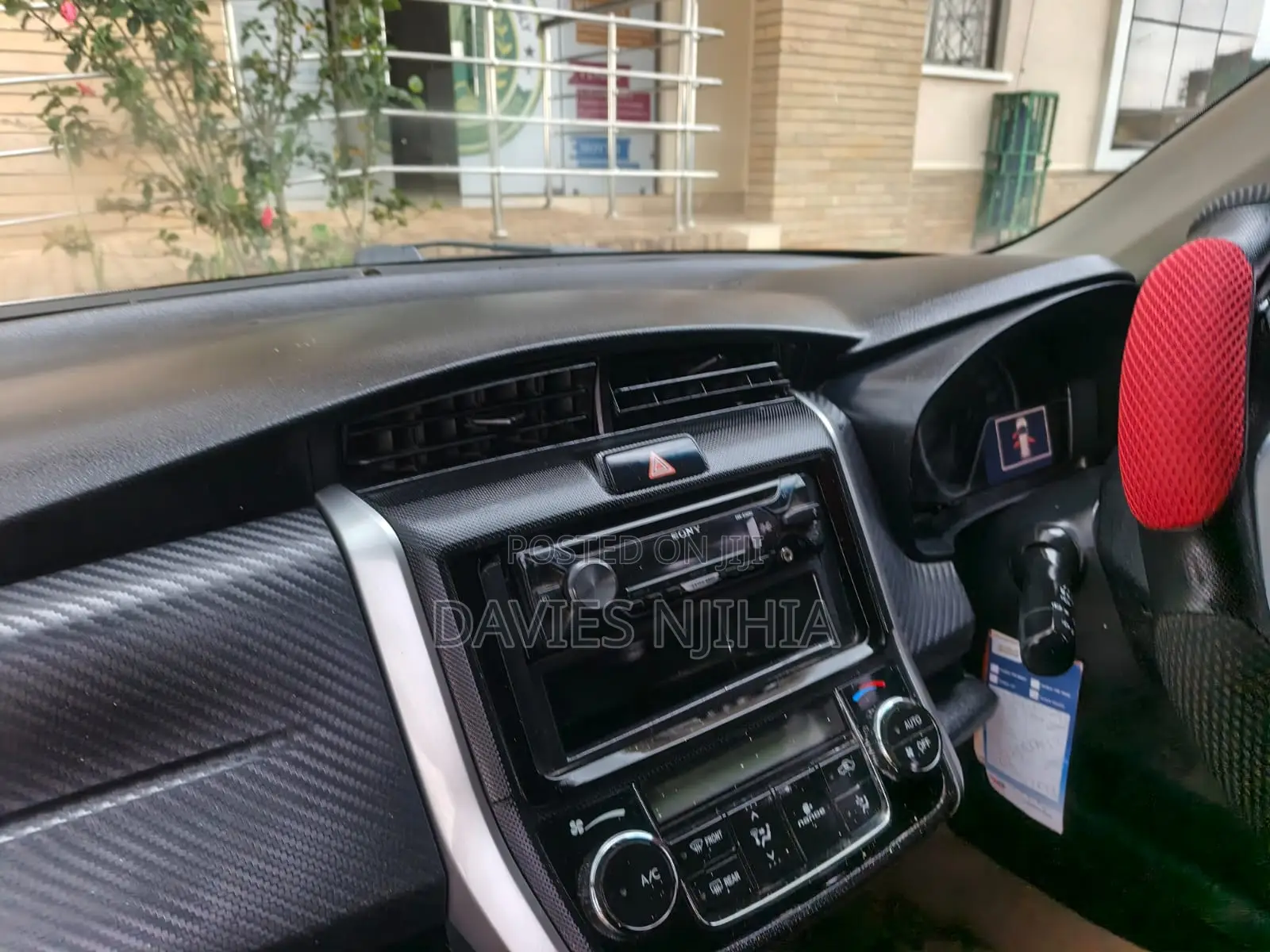 Toyota Corolla Fielder 1.5 Hybrid FWD 2014 White