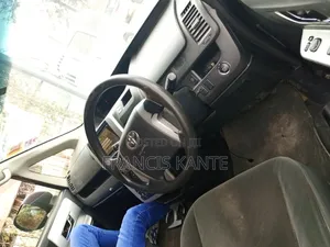 Toyota Noah 2013 Gray