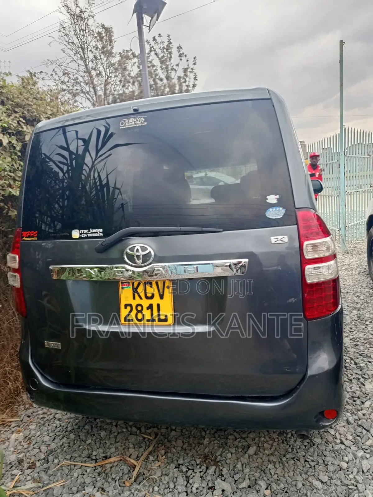 Toyota Noah 2013 Gray