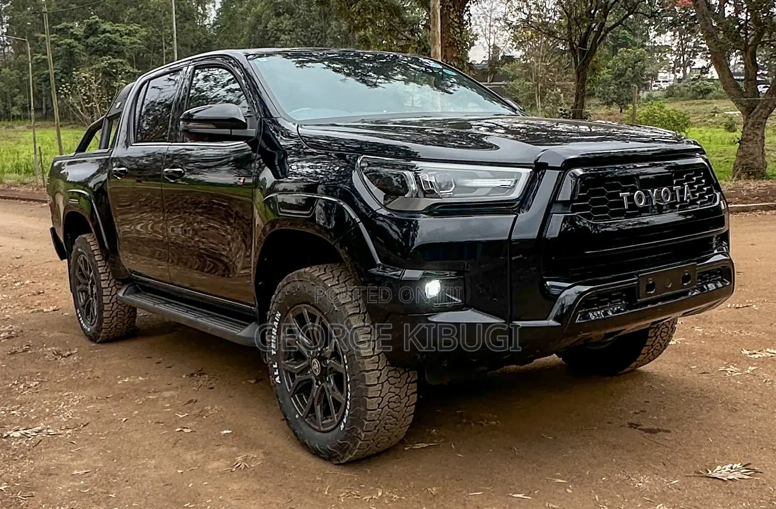 Toyota Hilux 2022 Black