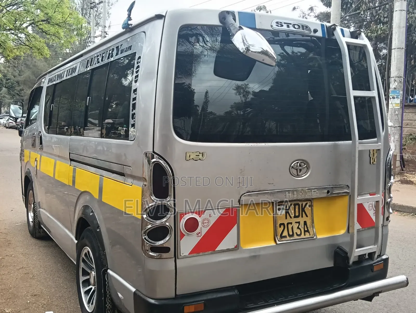 Toyota HiAce 2013 Silver