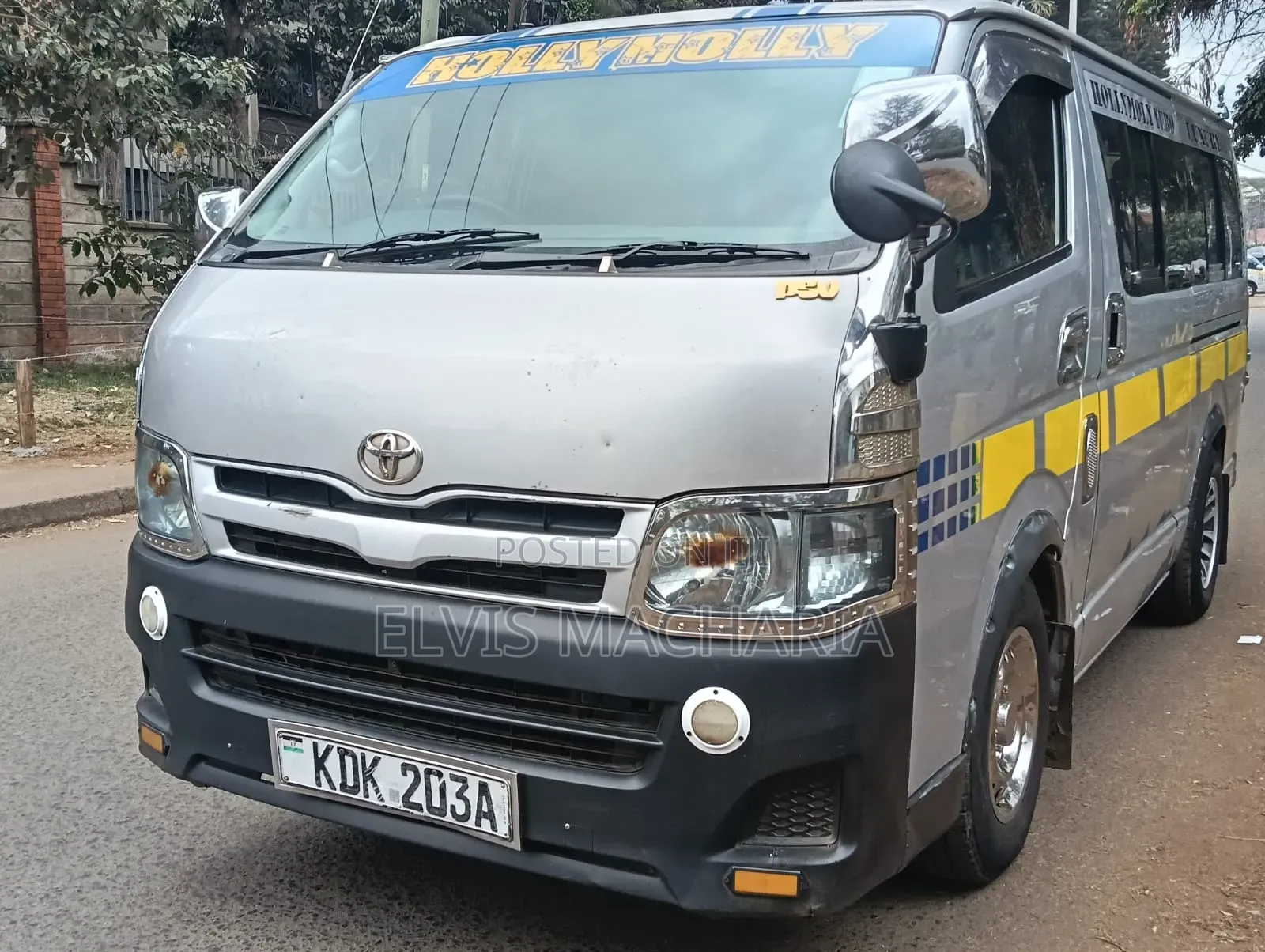 Toyota HiAce 2013 Silver