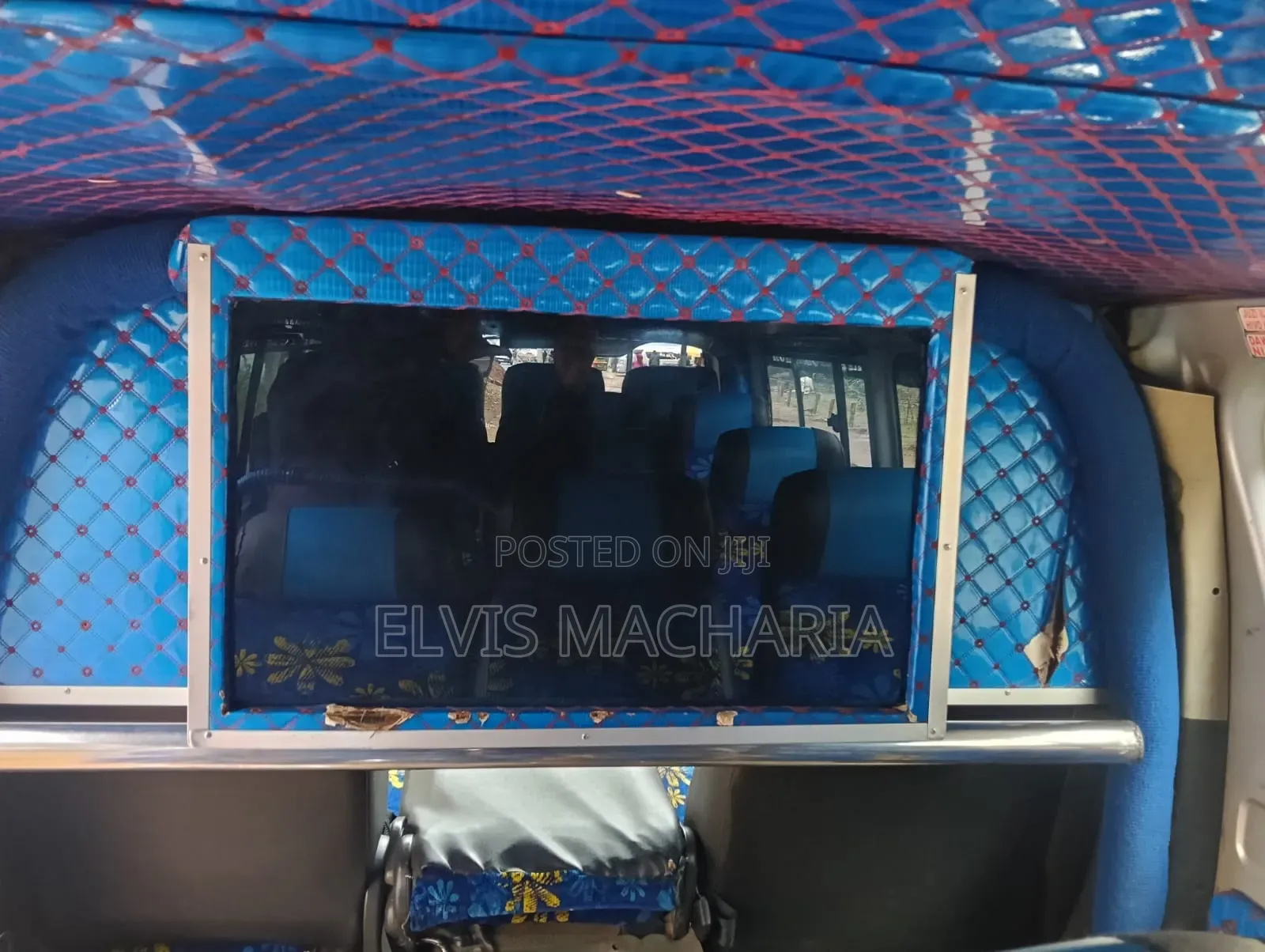 Toyota HiAce 2013 Silver