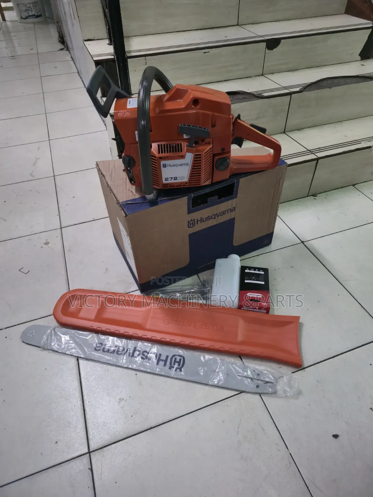 272XP Original Husqvarna 2 Stroke Petrol Chain Saw