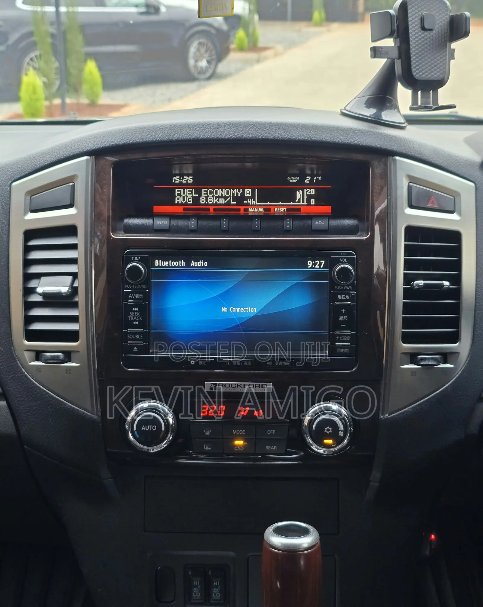 Mitsubishi Pajero 2017 Black
