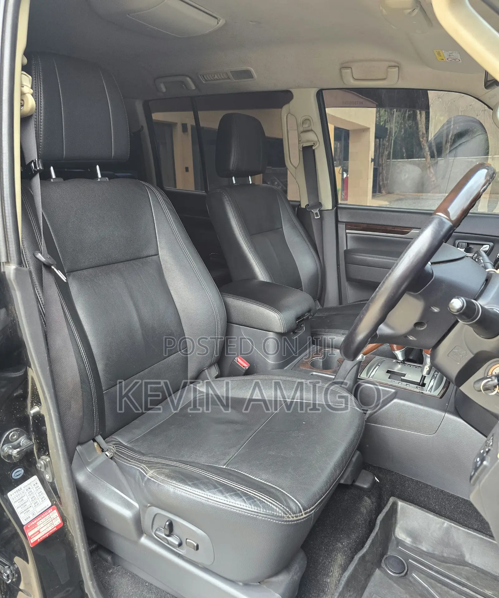Mitsubishi Pajero 2017 Black
