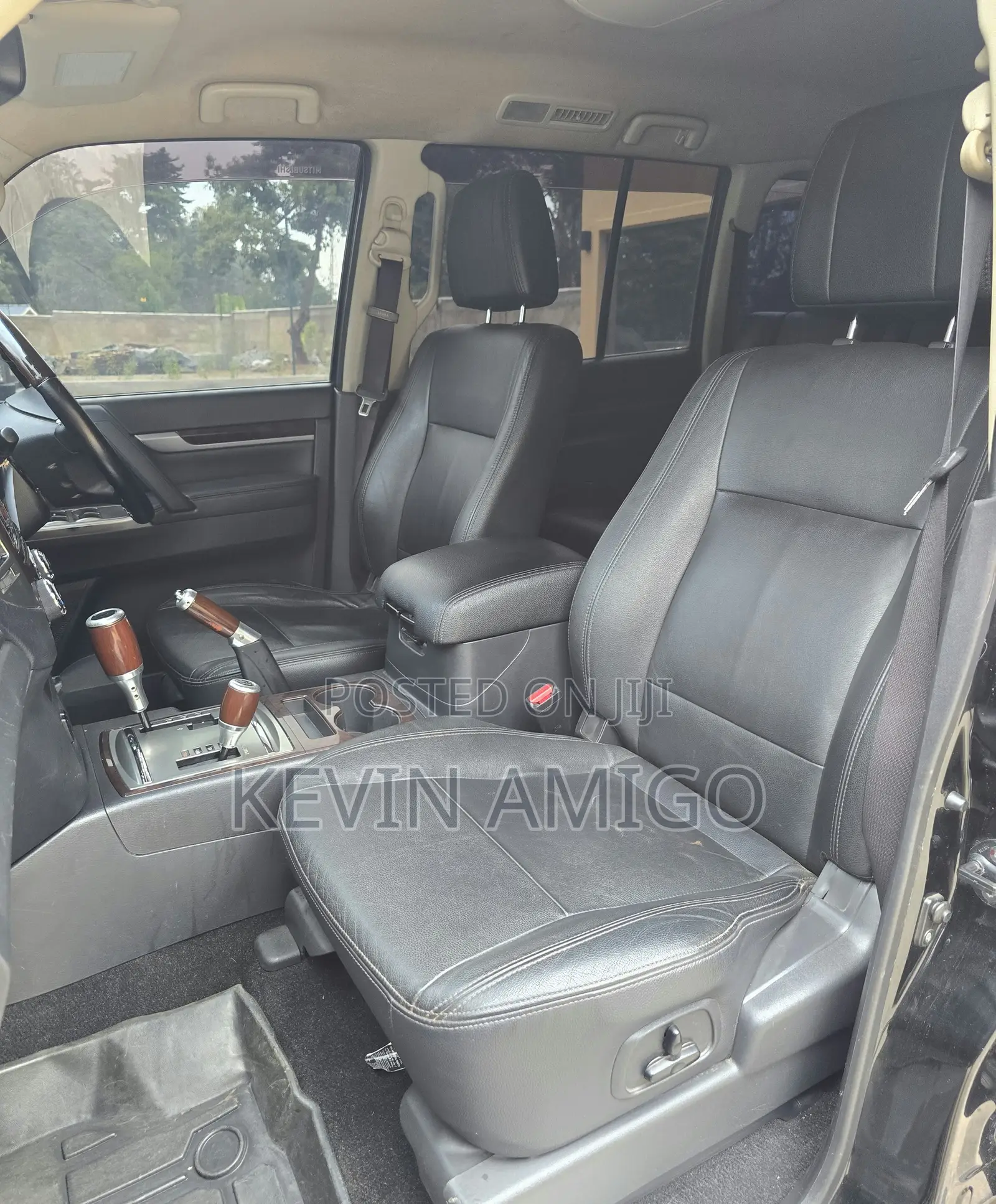 Mitsubishi Pajero 2017 Black