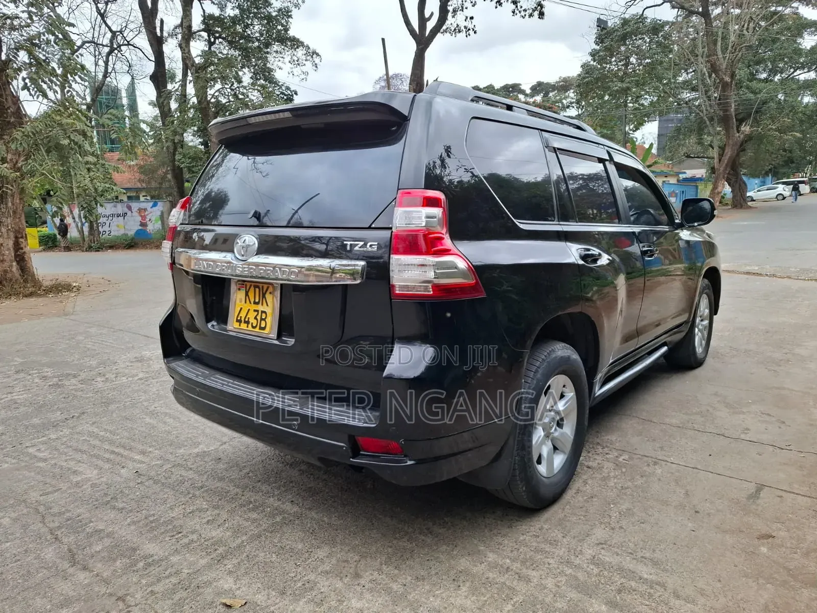 Toyota Land Cruiser Prado 2.8 D-4D 2016 Black