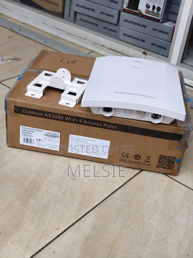 Grandstream GWN7660ELR Outdoor AX3000 Wi-Fi 6 Access Point