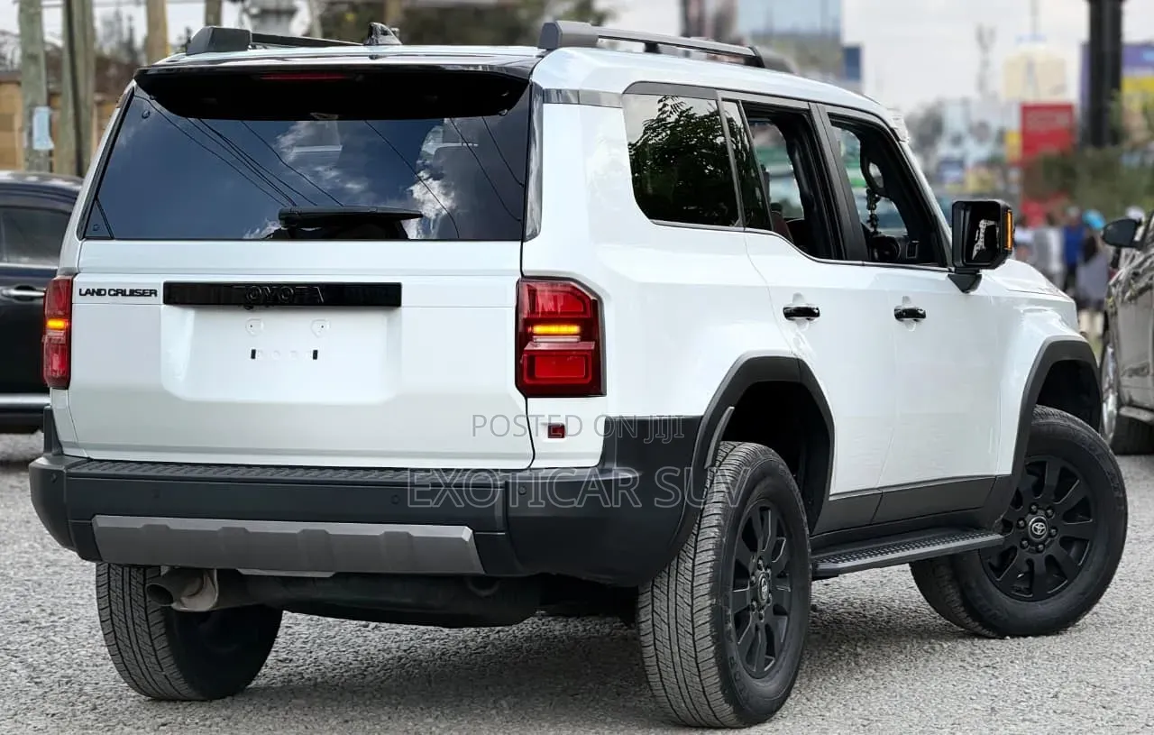 New Toyota Land Cruiser Prado 2.4 Petrol 2024 Pearl