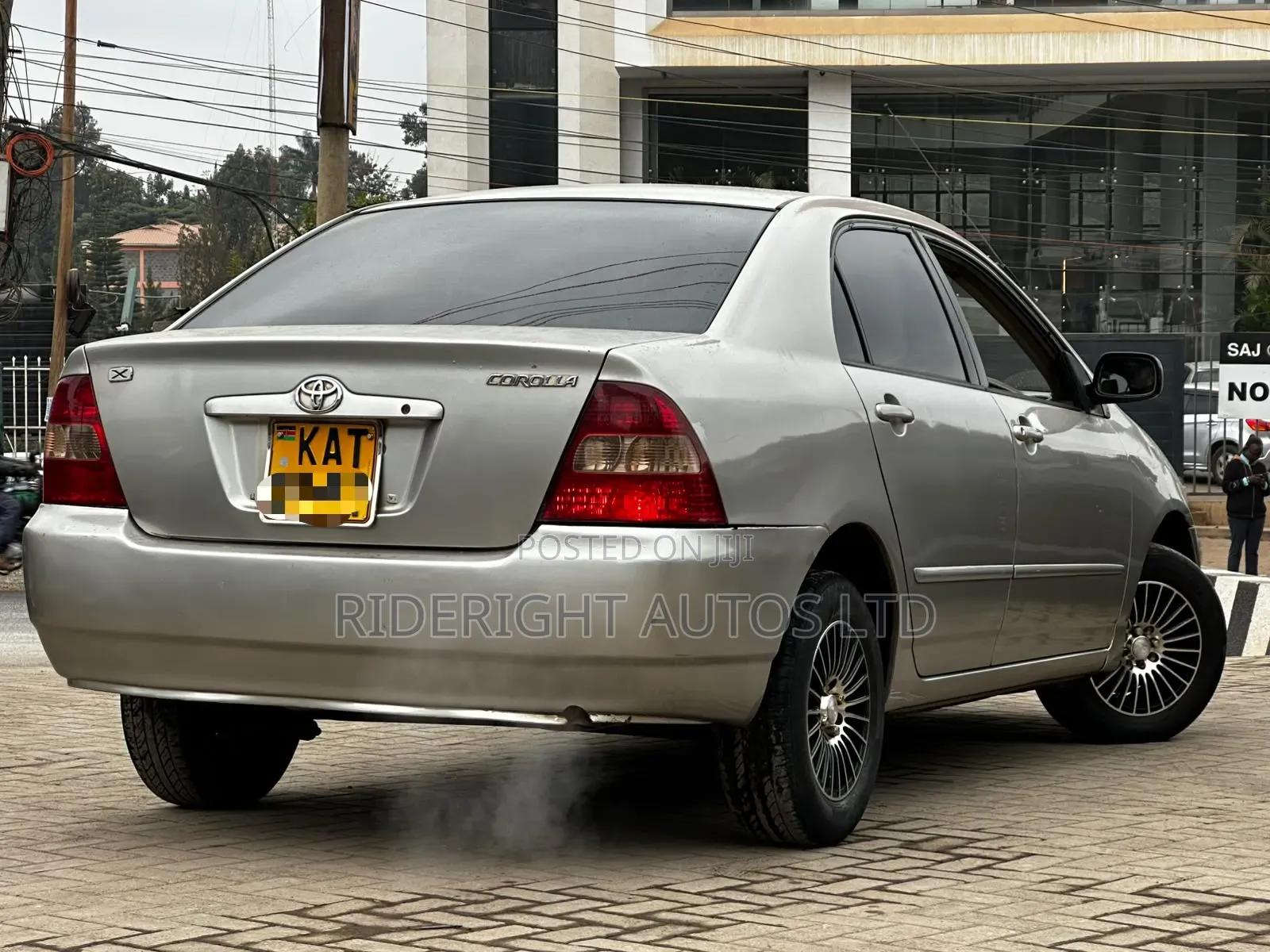 Toyota Corolla 1.5 Sedan 2002 Gold