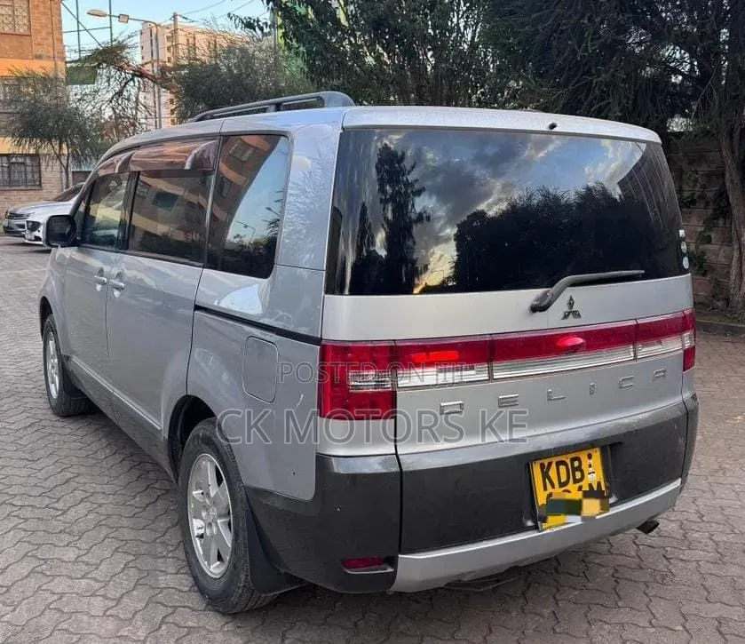 Mitsubishi Delica D:5 2013 Silver