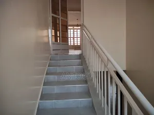 Furnished 5bdrm House in Membley for sale