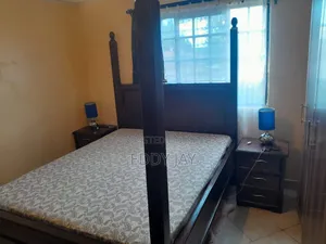 Mahogany Bed