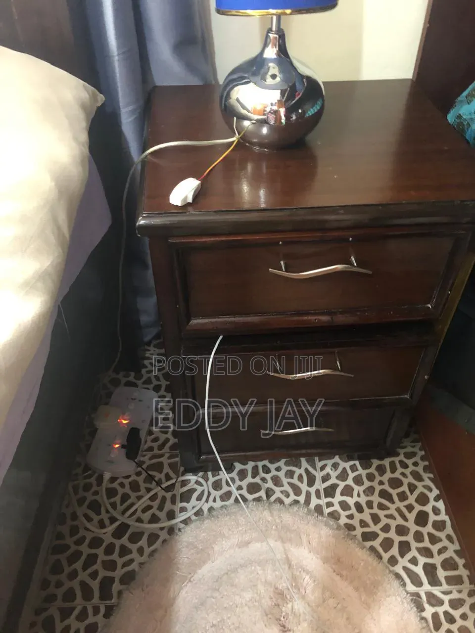 Mahogany Bed
