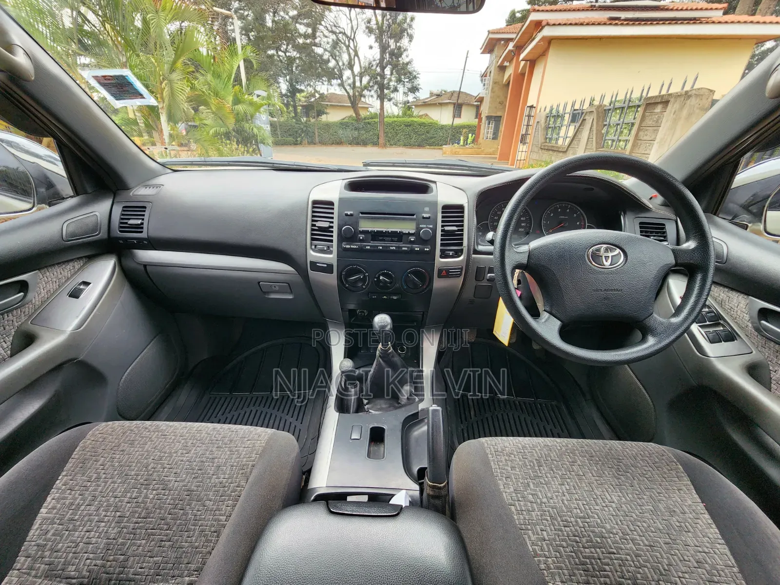 Toyota Land Cruiser Prado 2.7 5dr 2003 Gold