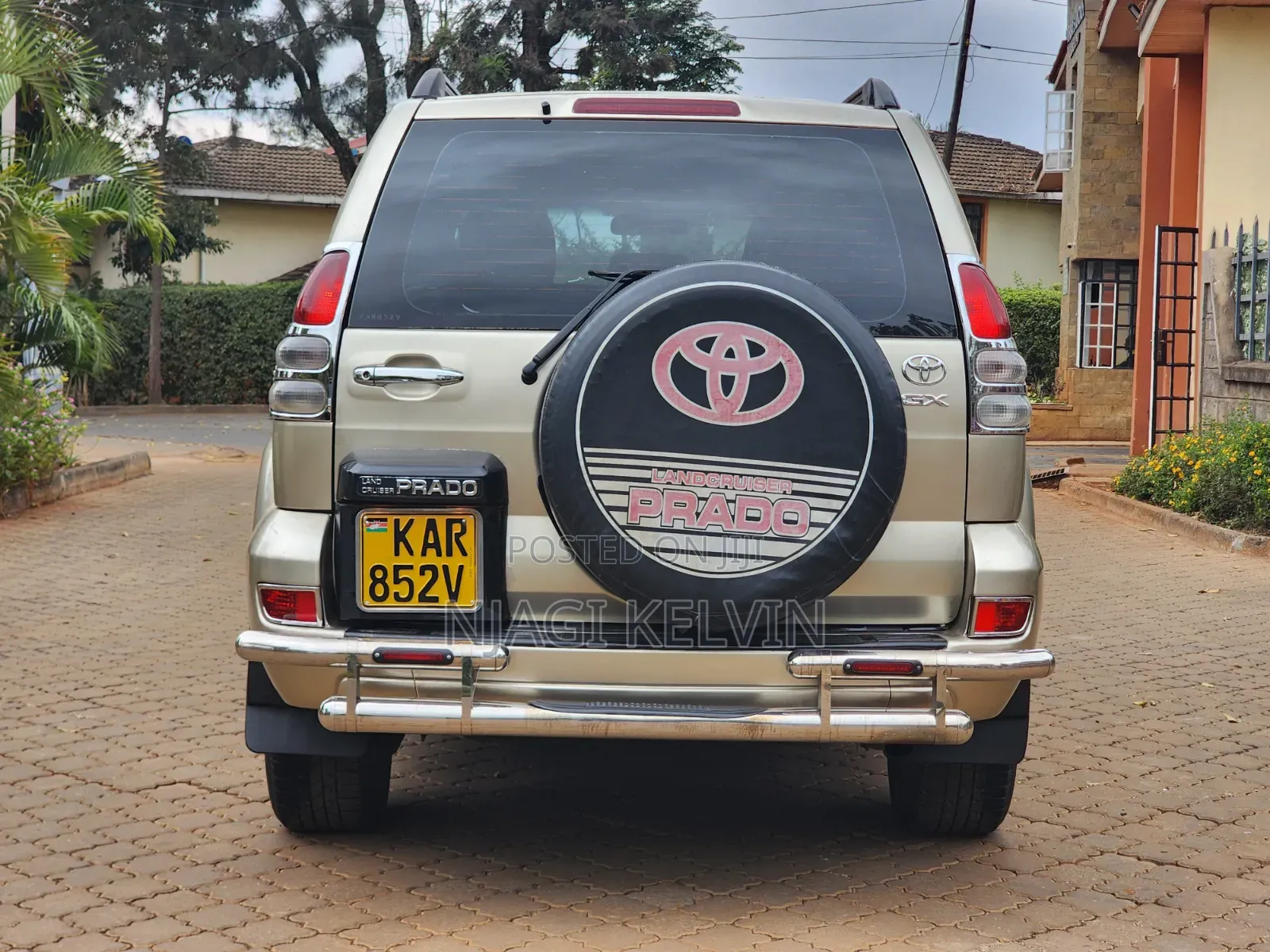 Toyota Land Cruiser Prado 2.7 5dr 2003 Gold