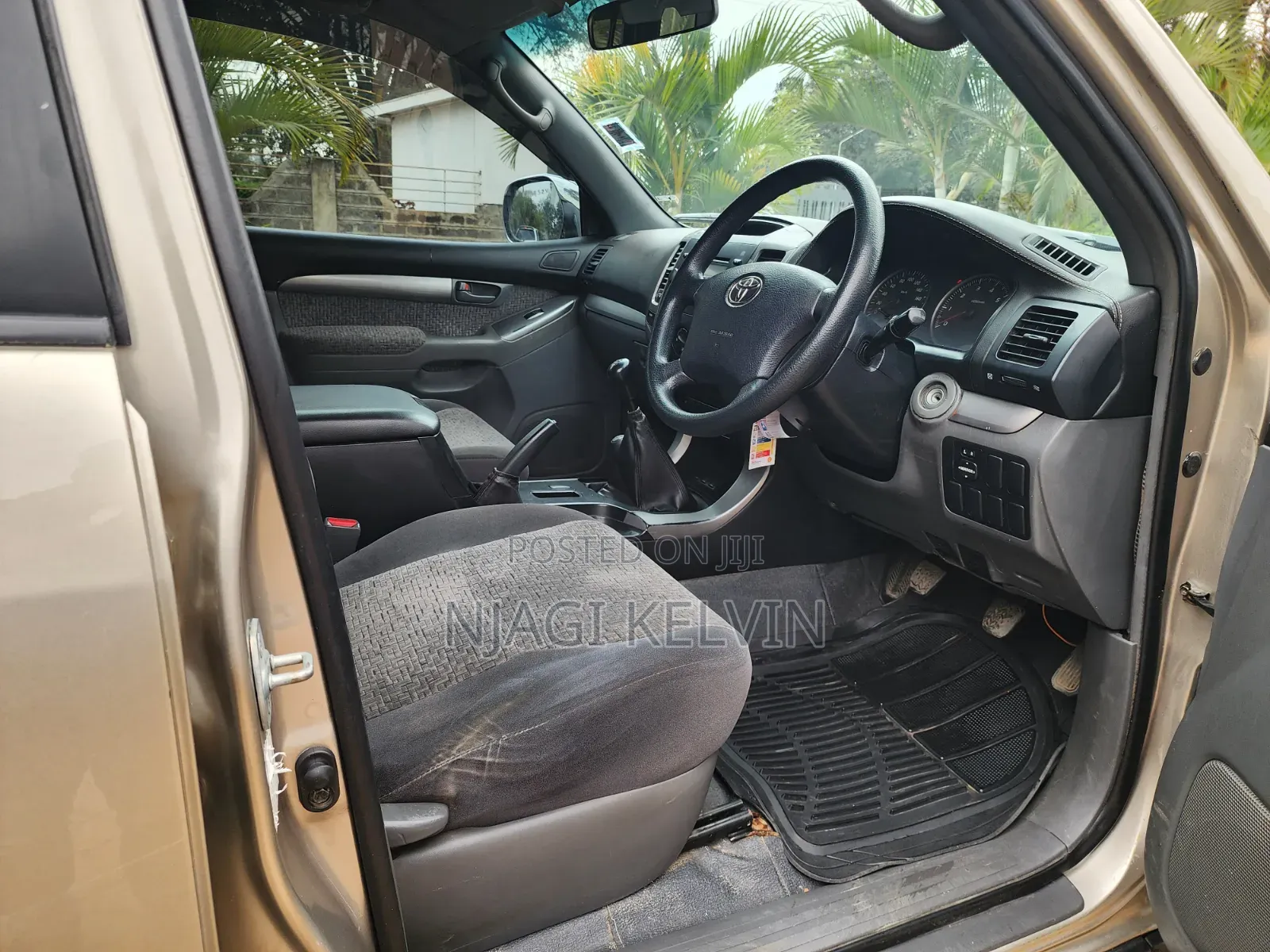 Toyota Land Cruiser Prado 2.7 5dr 2003 Gold