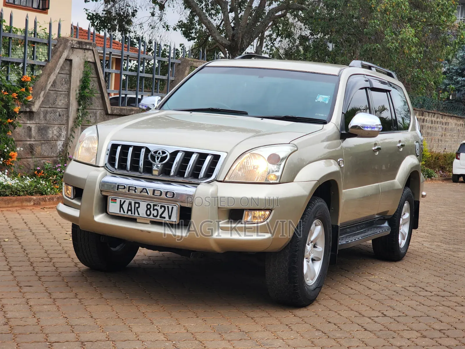 Toyota Land Cruiser Prado 2.7 5dr 2003 Gold