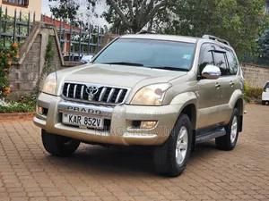 Toyota Land Cruiser Prado 2.7 5dr 2003 Gold