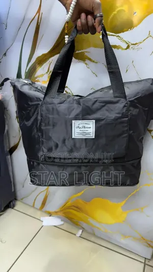 Black Expandable/Foldable Waterproof Luggage Bag