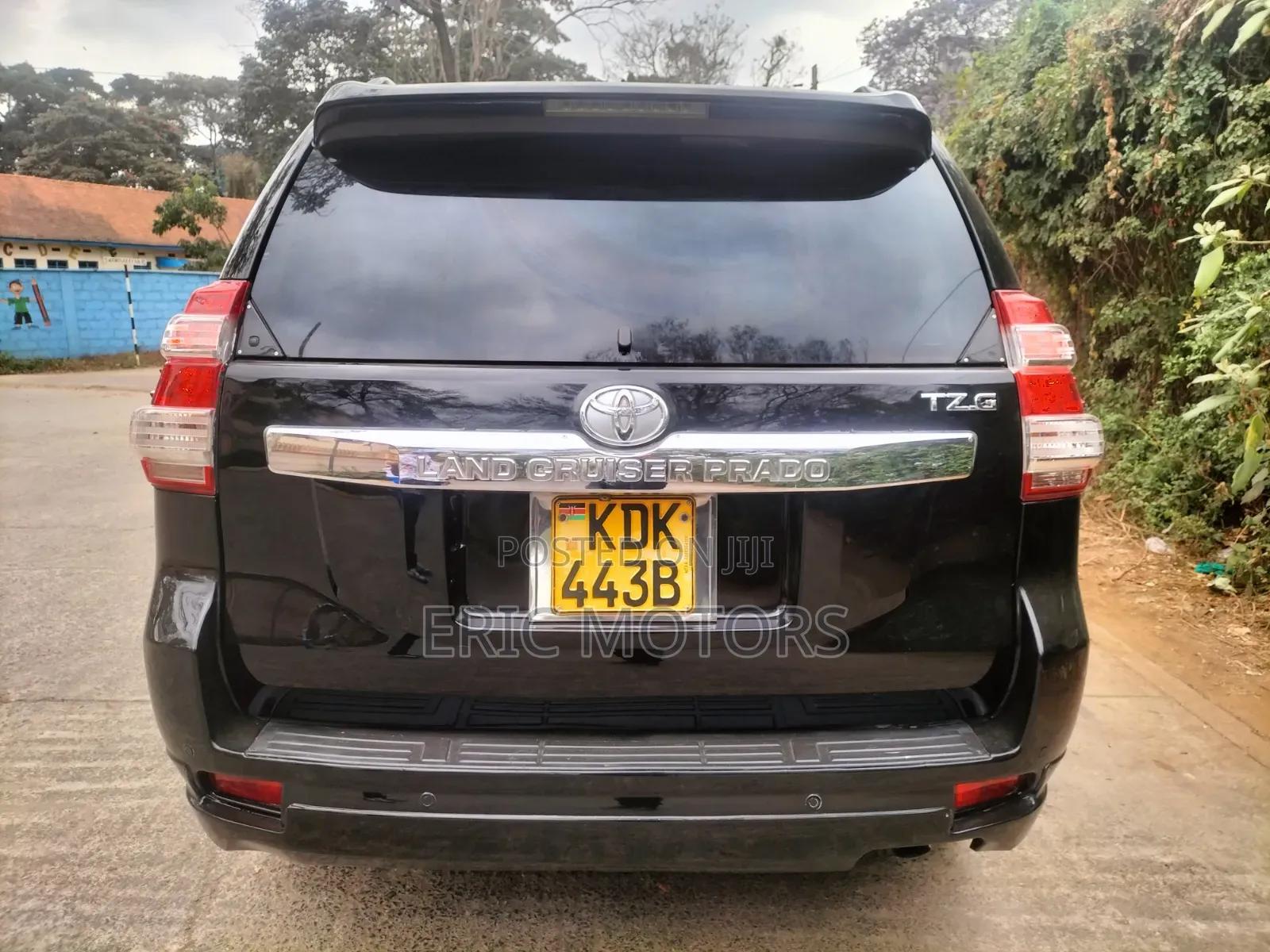 Toyota Land Cruiser Prado 2016 Black
