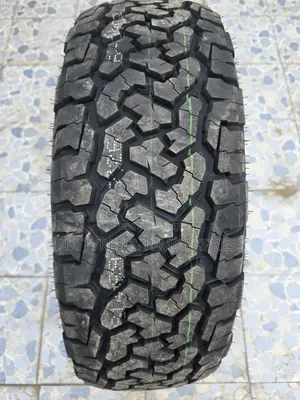 225 /60 R18 Comforser Tires (All Terrain) Cf 1100