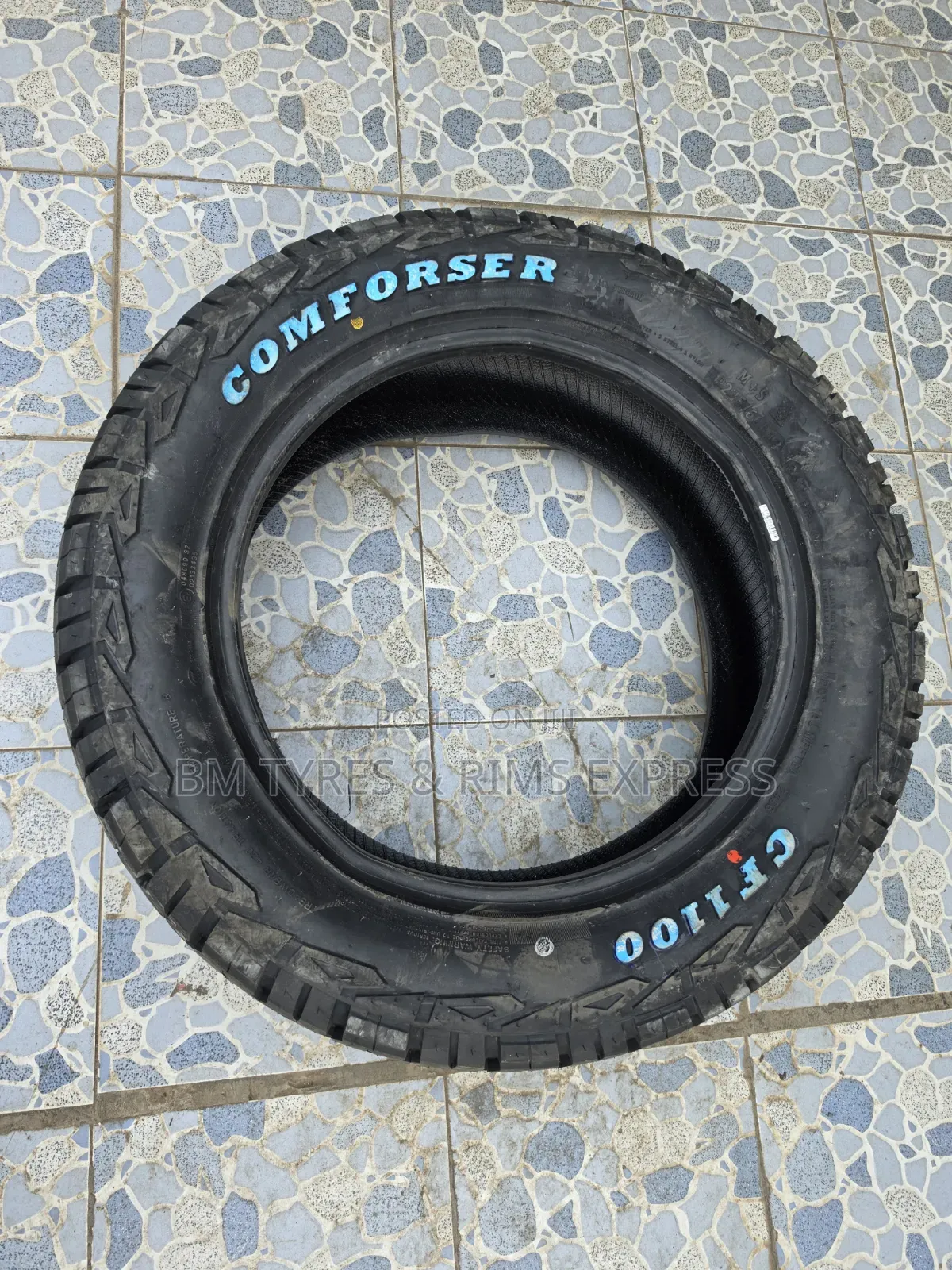 225 /60 R18 Comforser Tires (All Terrain) Cf 1100