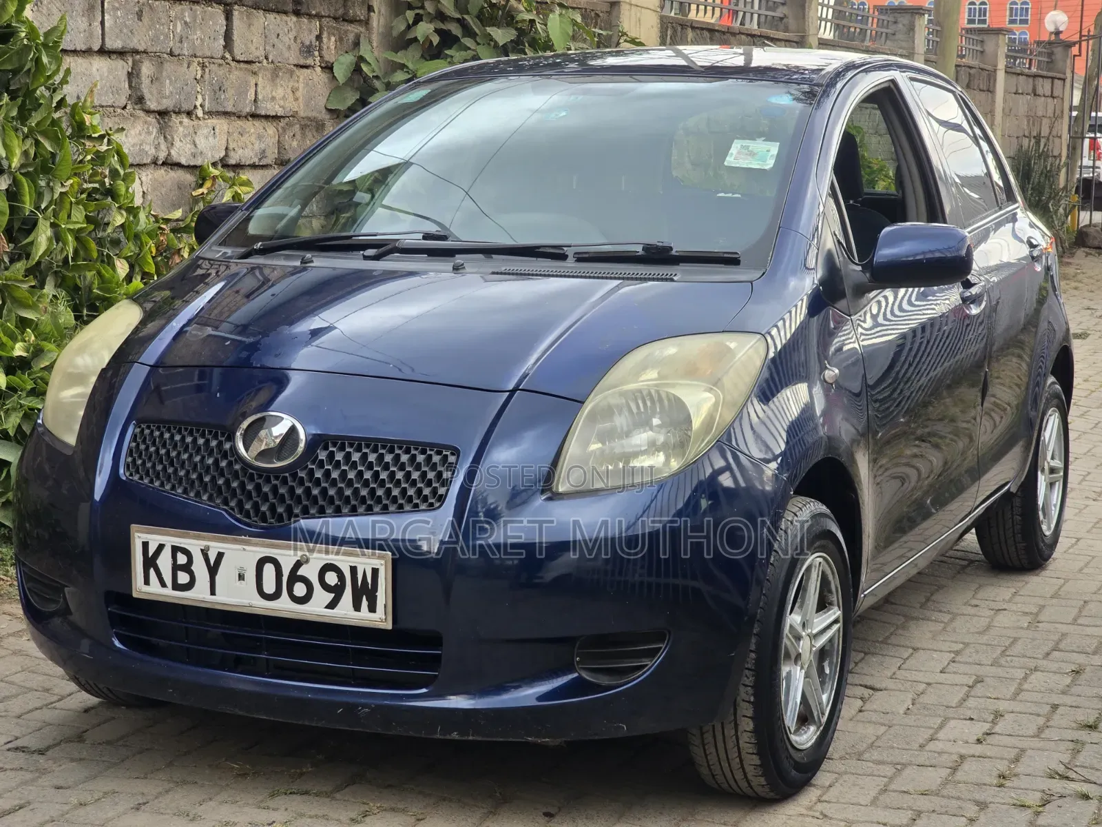 Toyota Vitz 2006 Blue