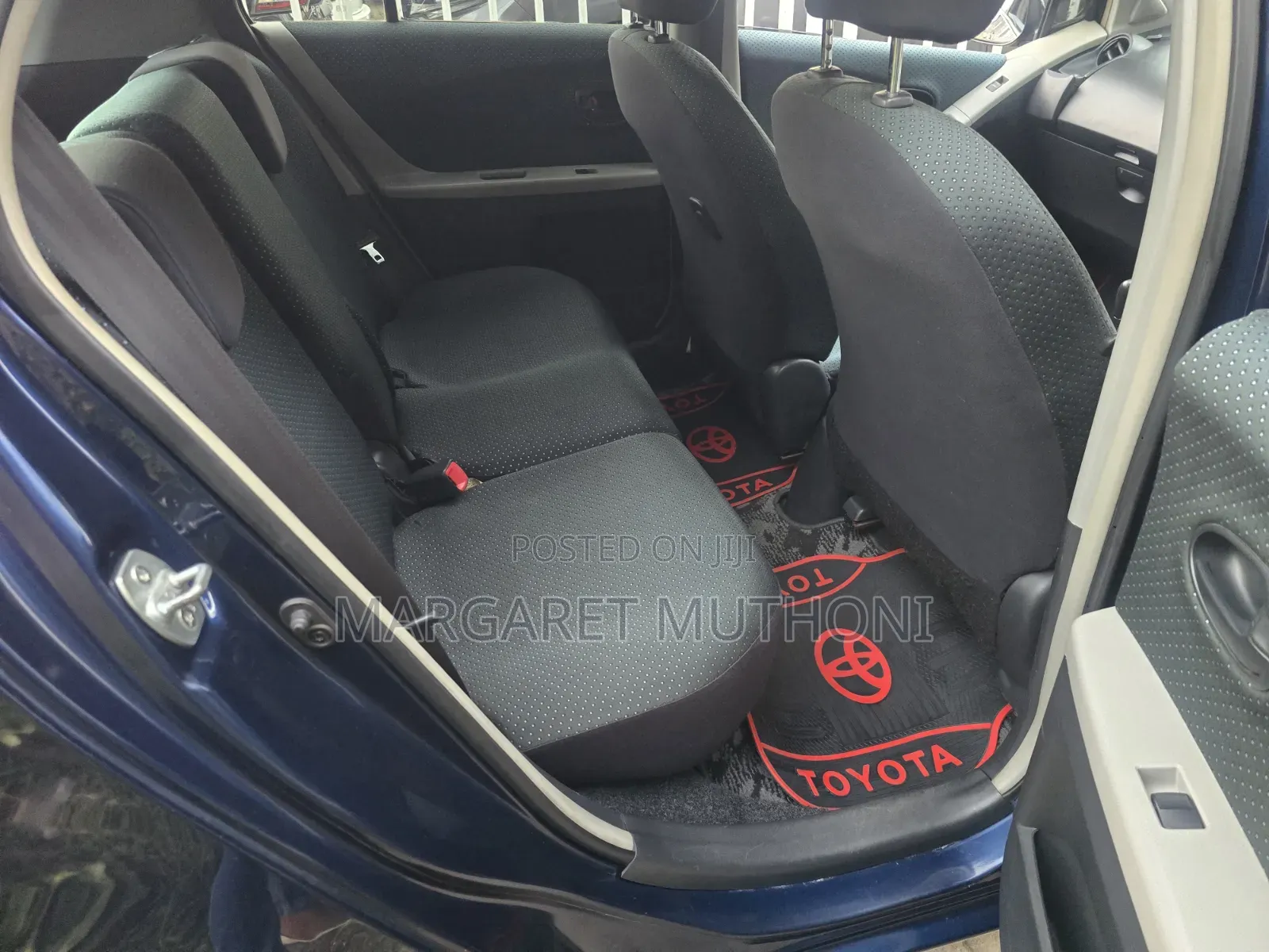 Toyota Vitz 2006 Blue