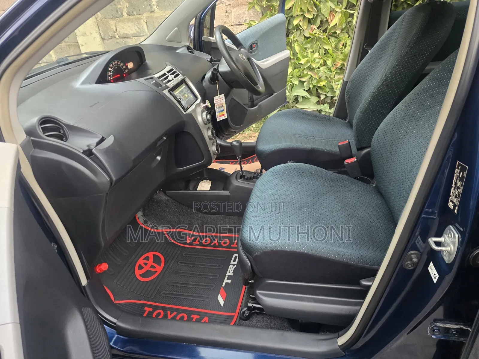 Toyota Vitz 2006 Blue