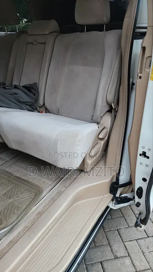 Toyota Alphard 2.4 Petrol FWD 2010 Pearl