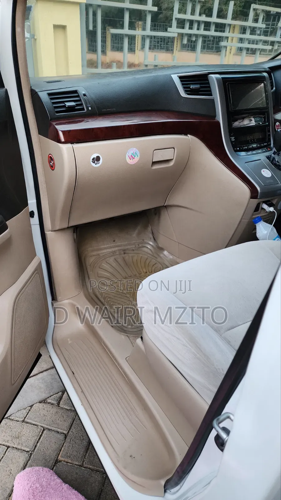 Toyota Alphard 2.4 Petrol FWD 2010 Pearl