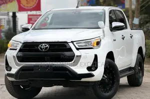 Toyota Hilux Revo Double Cab Deisel 2.4 AWD 2021 White