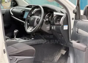 Toyota Hilux Revo Double Cab Deisel 2.4 AWD 2021 White