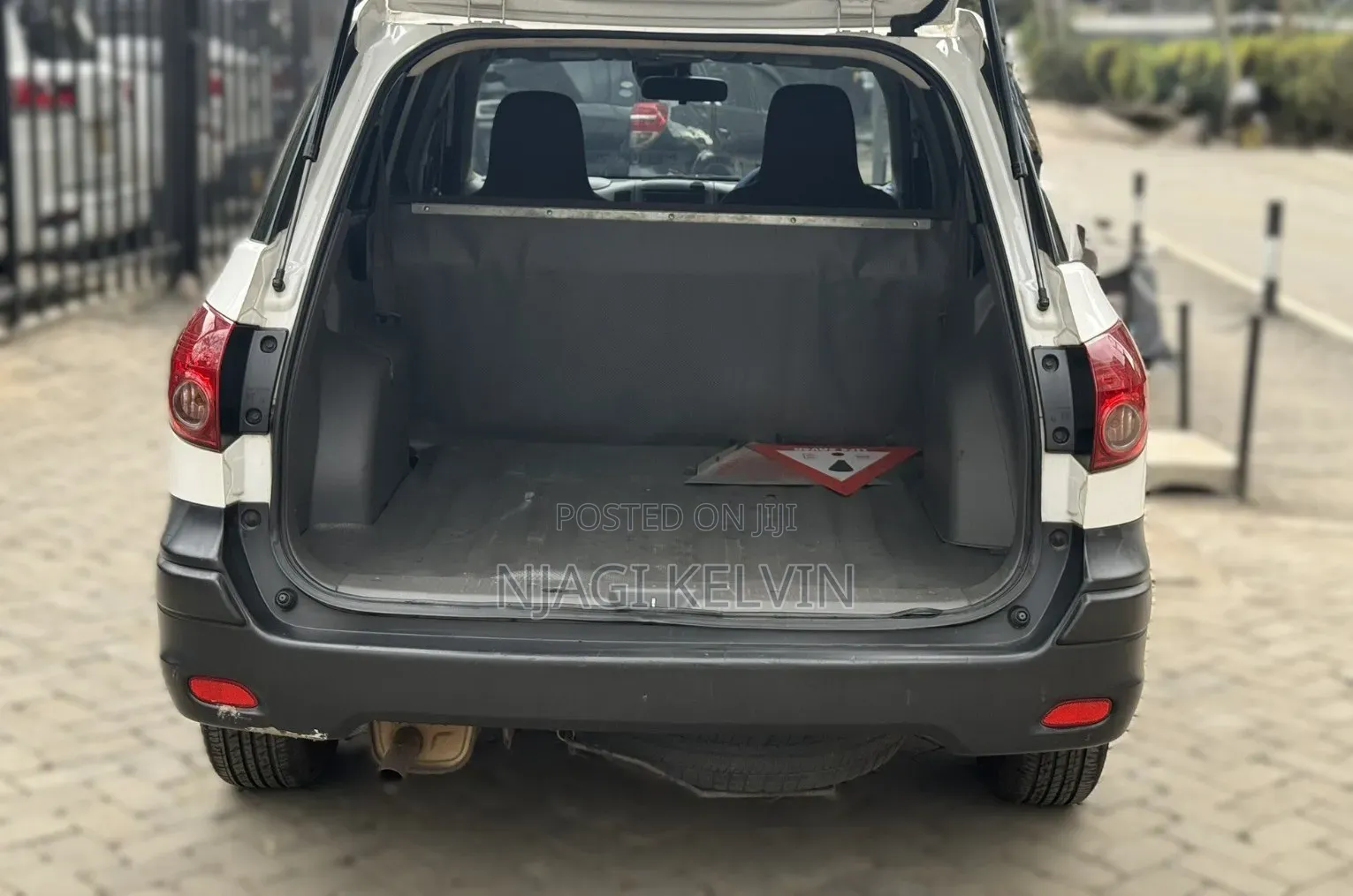 Nissan Advan 2017 White