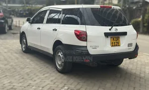 Nissan Advan 2017 White
