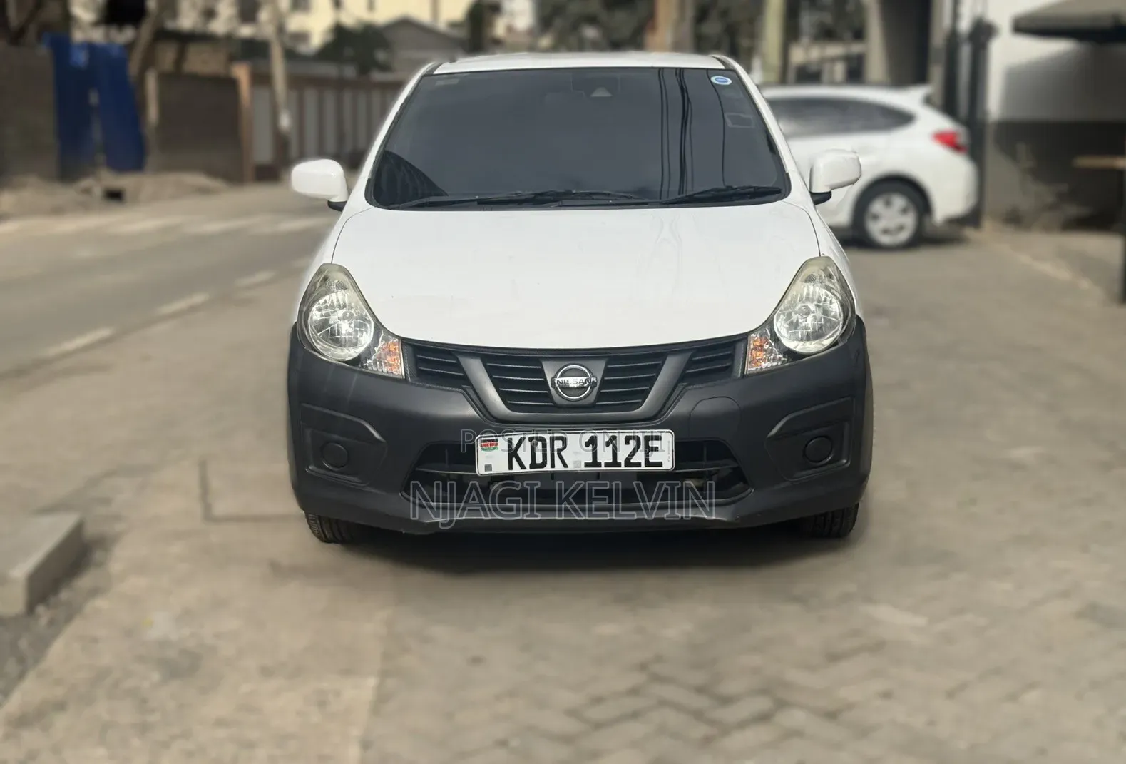 Nissan Advan 2017 White