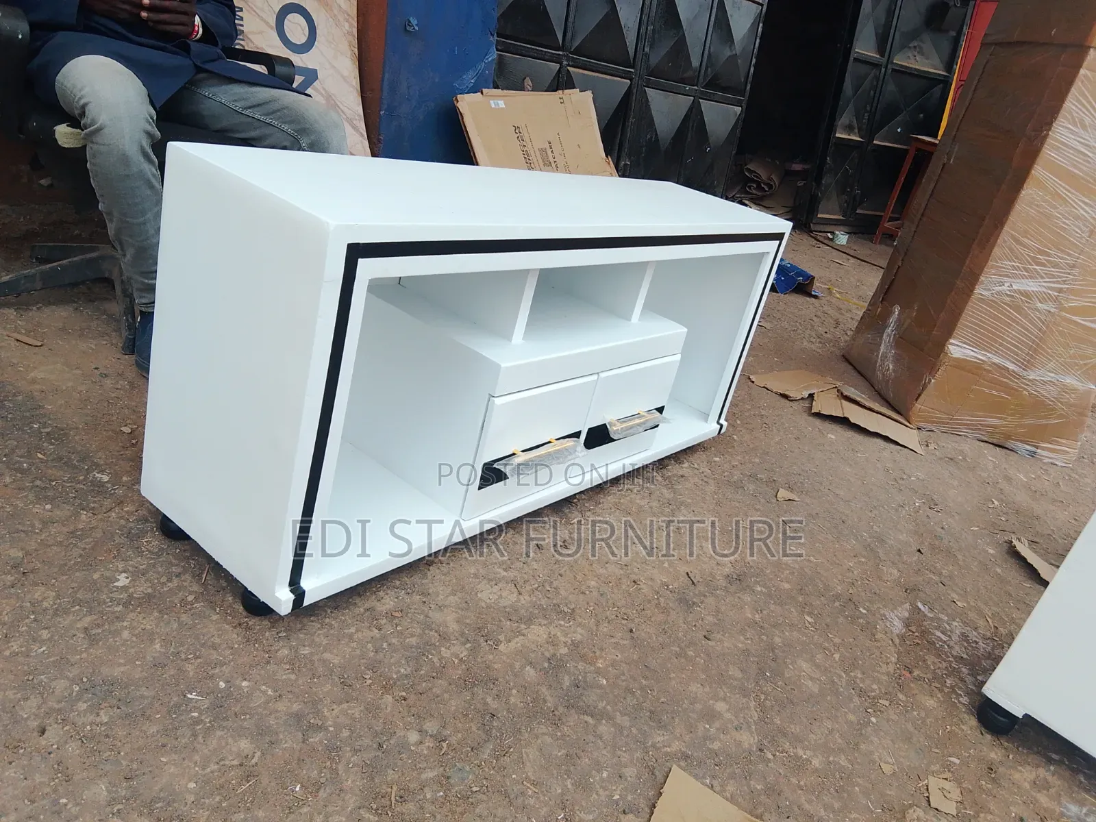 Qulity Flat TV Stads
