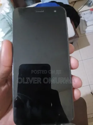 Neon Ultra 32 GB Black