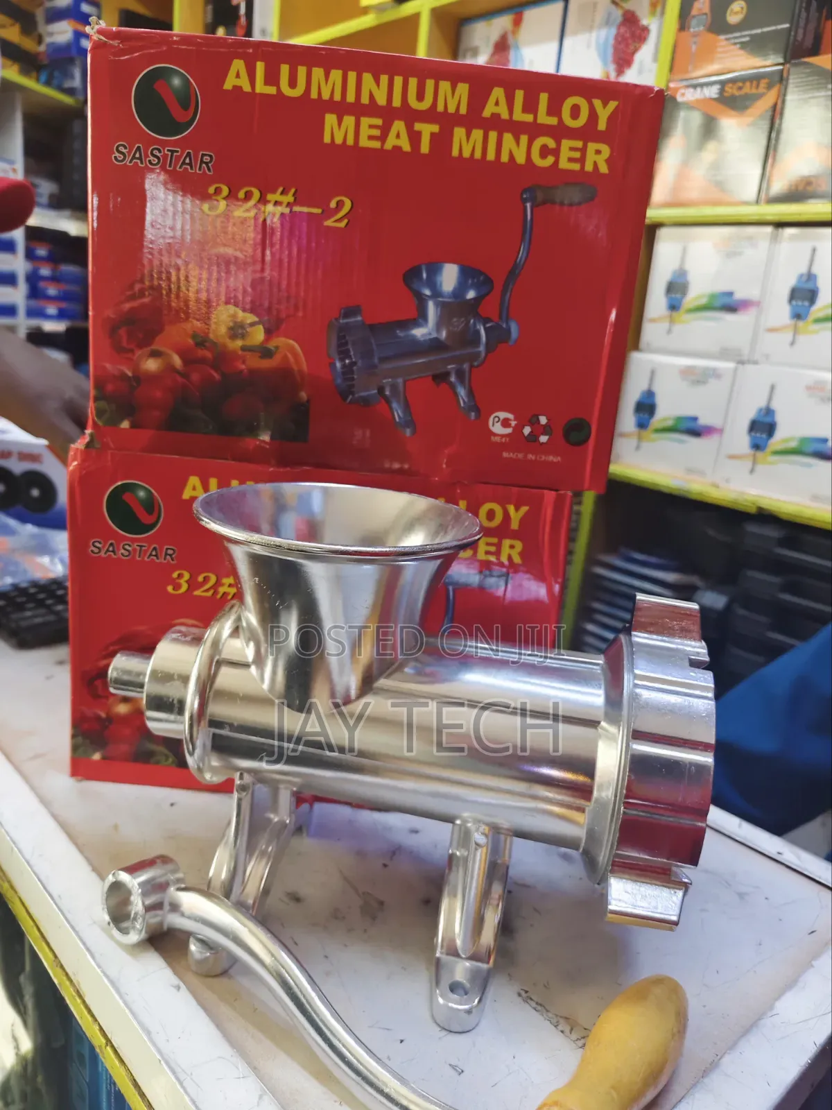 Heavy Duty Manual Meat Mincer Size 32 - Brand New
