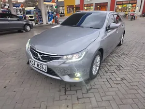 Toyota Mark X 2.5 AWD 2014 Gray
