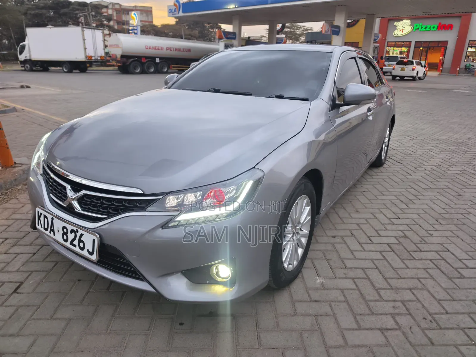 Toyota Mark X 2.5 AWD 2014 Gray