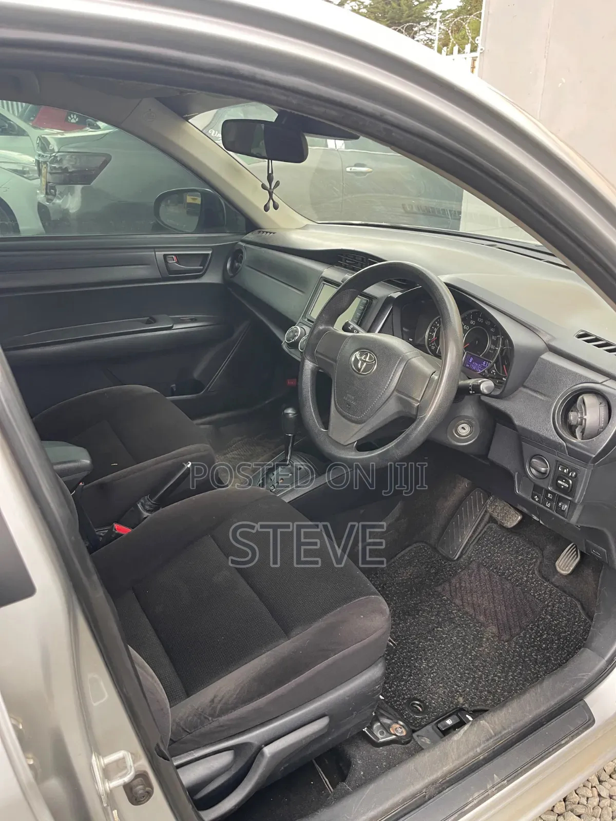 Toyota Axio 1.5 X 2WD 2017 Silver