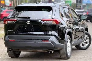 Toyota RAV4 Adventure 2019 Black